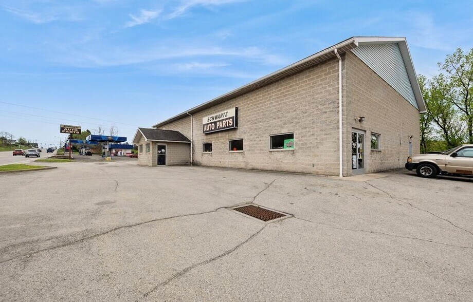 More Photos Of 1640 Scalp Ave, Johnstown Freestanding For Sale