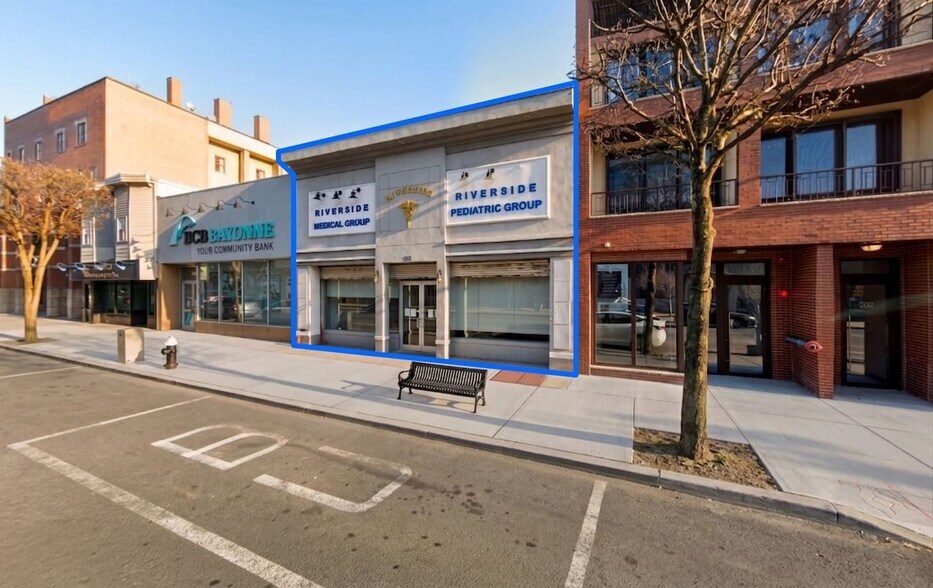 Primary Photo Of 504 - 506 Broadway, Bayonne Medical For Lease
