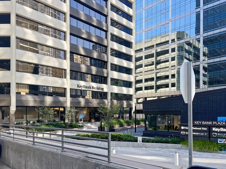 More Photos Of 10655 NE 4th St, Bellevue Coworking Space