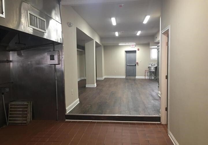 More Photos Of 707 West Ave, Jenkintown Storefront Retail Residential For Lease