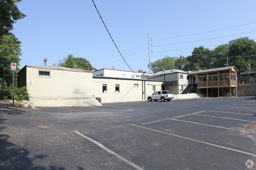 More Photos Of 290 14th St NW, Atlanta Convenience Store For Sale