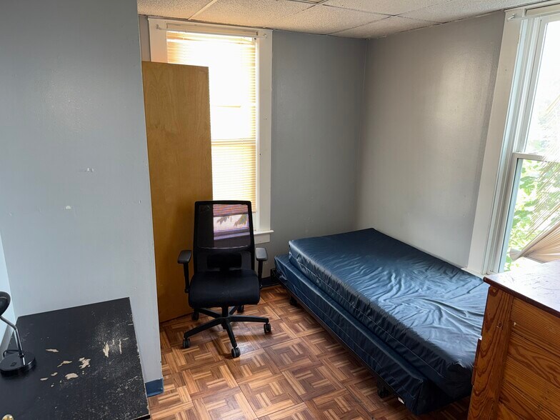 More Photos Of 57-59 Sharp St, Haverstraw Office For Sale