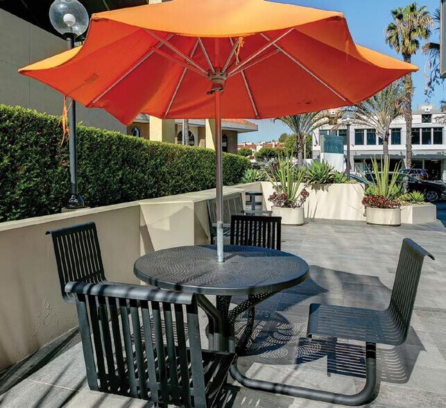 More Photos Of 2730 Wilshire Blvd, Santa Monica Medical For Lease