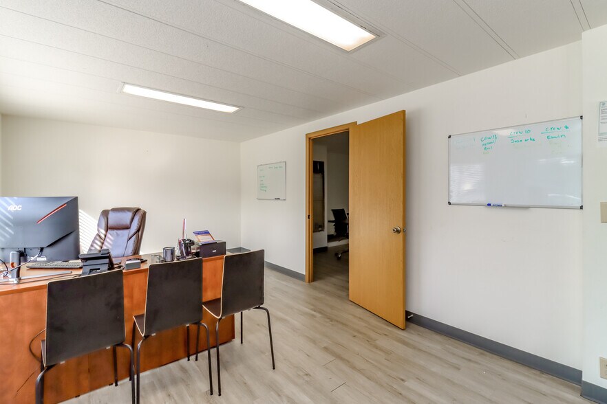 More Photos Of 1710 6th St, Bremerton Office For Sale