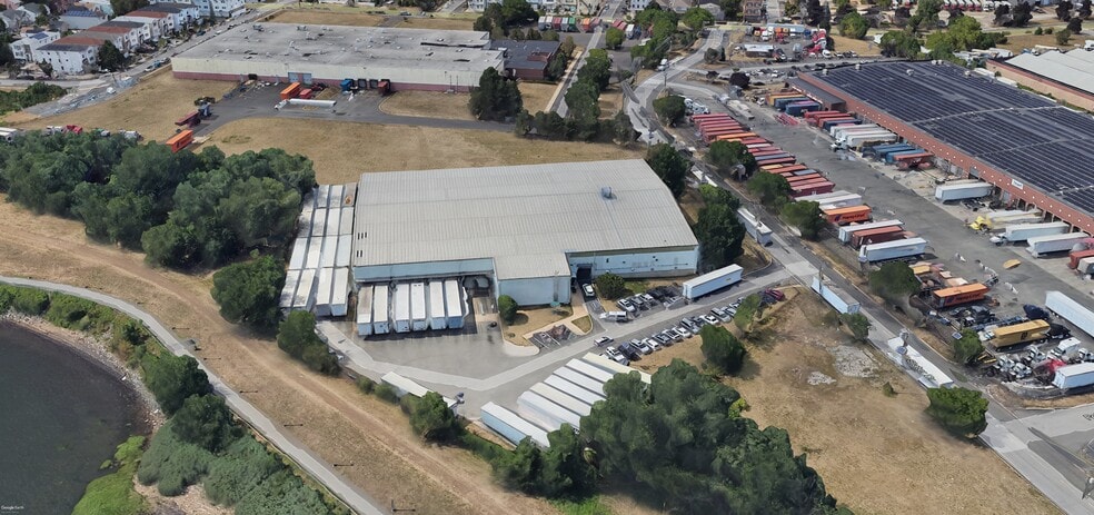 More Photos Of 28-36 Slater Dr, Elizabeth Manufacturing For Lease