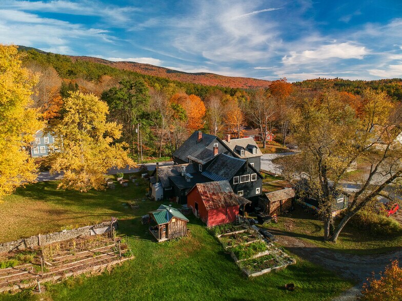 More Photos Of 95 Middletown Rd, South Londonderry Restaurant For Sale