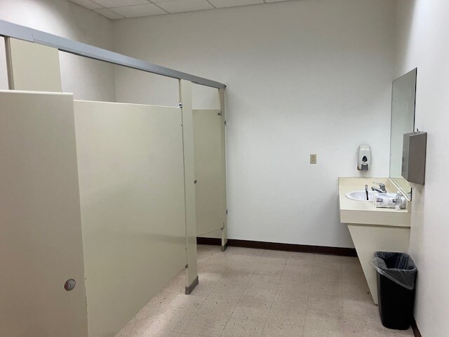 More Photos Of 1-9 Fletcher Sq, Dunbar Unknown For Lease