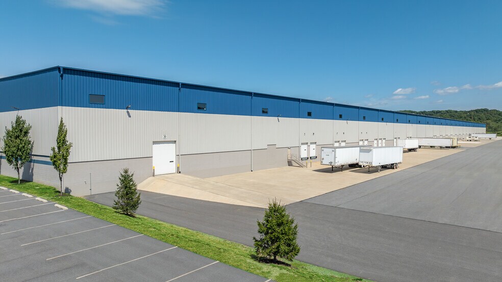 More Photos Of 460-480 Research Dr, Pittston Township Manufacturing For Lease