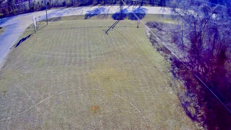 More Photos Of 130 Piper Ln, Salisbury Warehouse For Sale