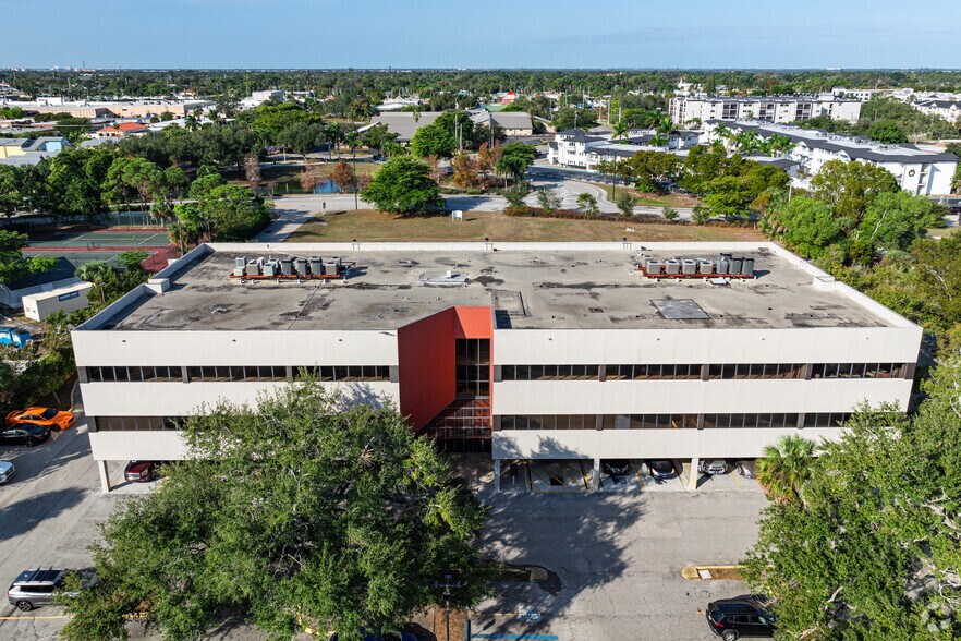 More Photos Of 3745 Broadway, Fort Myers Medical For Lease