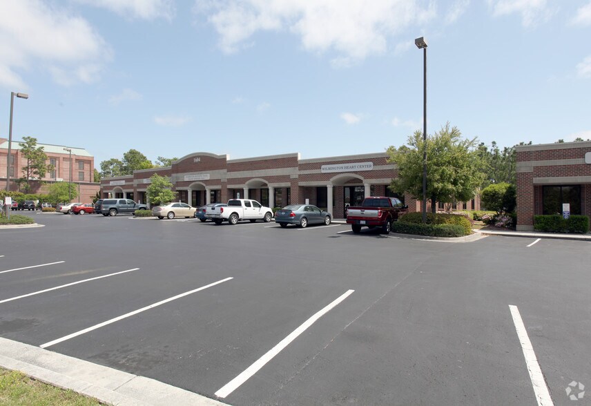 Primary Photo Of 1604 Physicians Dr, Wilmington Office For Sale