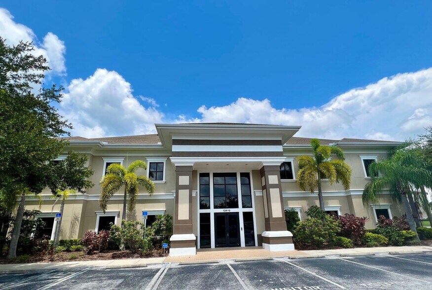 Primary Photo Of 12610 Race Track Rd, Tampa Office Residential For Lease