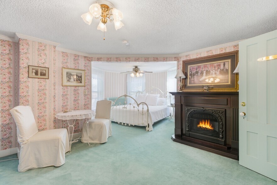 More Photos Of 1625 3rd Ave, Anoka Hospitality For Sale