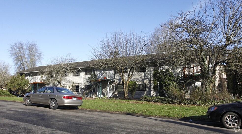 More Photos Of 1410-1420 SW Bertha Blvd, Portland Apartments For Sale