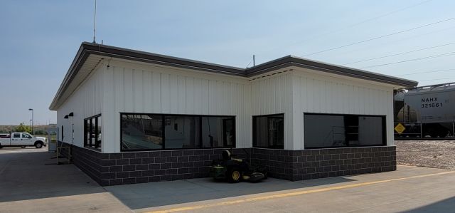 More Photos Of 31005 Great Western Dr, Windsor Manufacturing For Sale