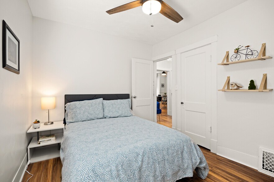 More Photos Of 810 E Sciota Ave, Peoria Heights Multifamily For Sale