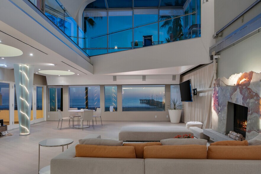 More Photos Of 3111 Ocean Front Walk, Marina Del Rey Apartments For Sale