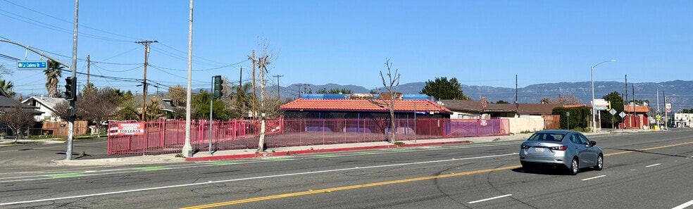 More Photos Of 661 S La Cadena Dr, Colton Auto Repair For Lease