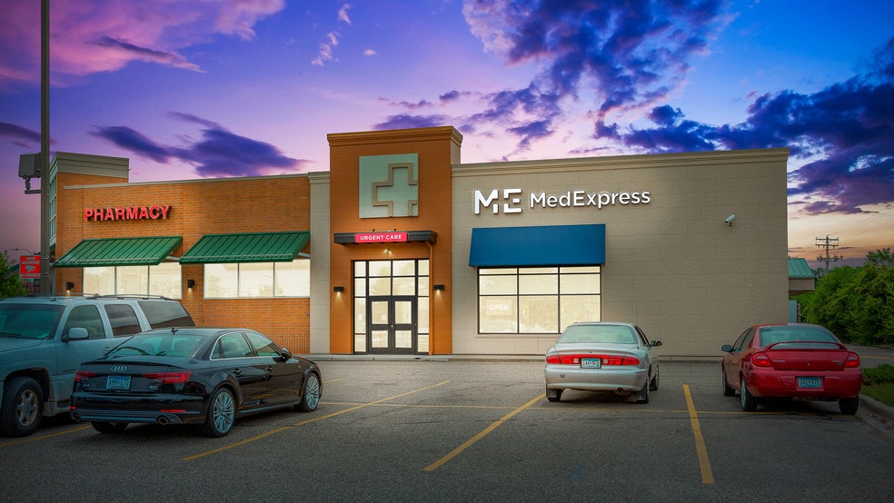 More Photos Of 4880 NE Central Ave, Minneapolis Drugstore For Sale