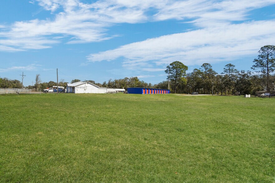 More Photos Of 9150 SE County Road 221, Hampton Land For Lease
