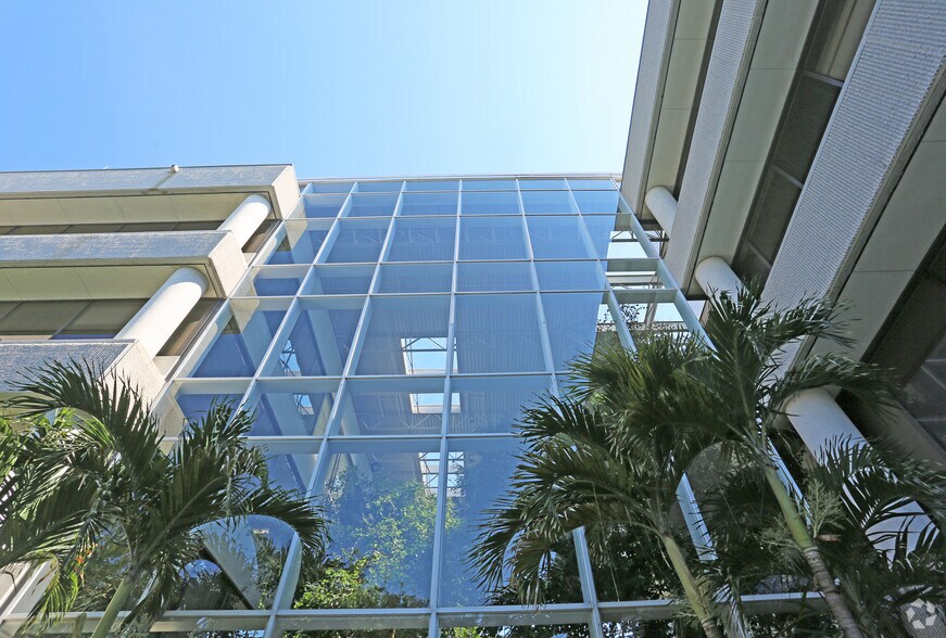 More Photos Of 851 Trafalgar Ct, Maitland Office For Lease