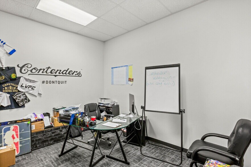 More Photos Of 4570 W Post Rd, Las Vegas Showroom For Lease