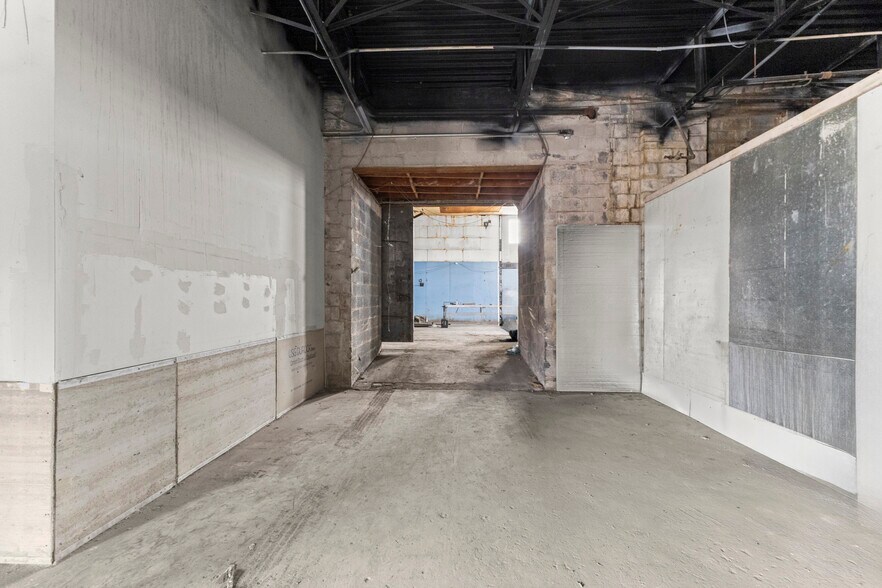 More Photos Of 15306 Rosa Parks Blvd, Detroit Warehouse For Sale