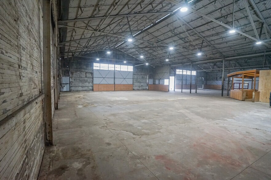 More Photos Of 121 N Gateway Dr, Madera Freestanding For Sale