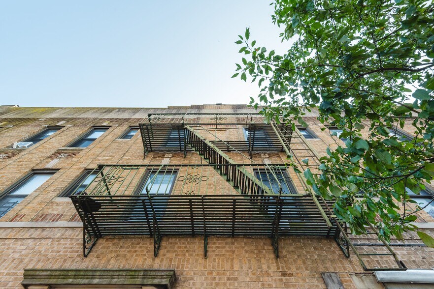 More Photos Of 868 Wyckoff Ave, Brooklyn Apartments For Sale