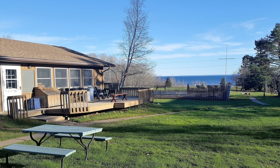 More Photos Of 9000 Congdon Blvd, Duluth Hotel For Sale