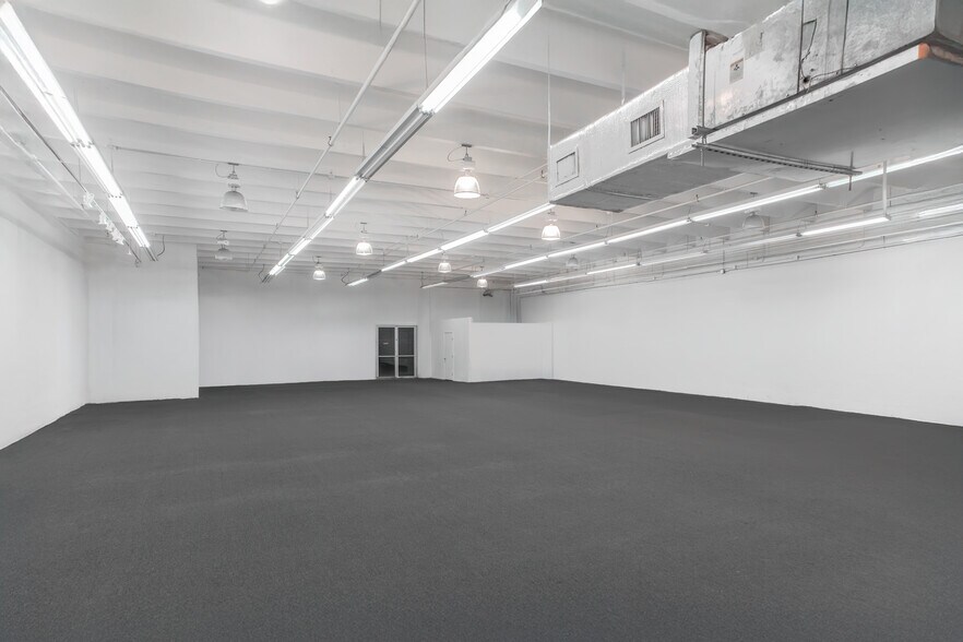 More Photos Of 2801 NW 5th Ave, Miami Storefront For Sale