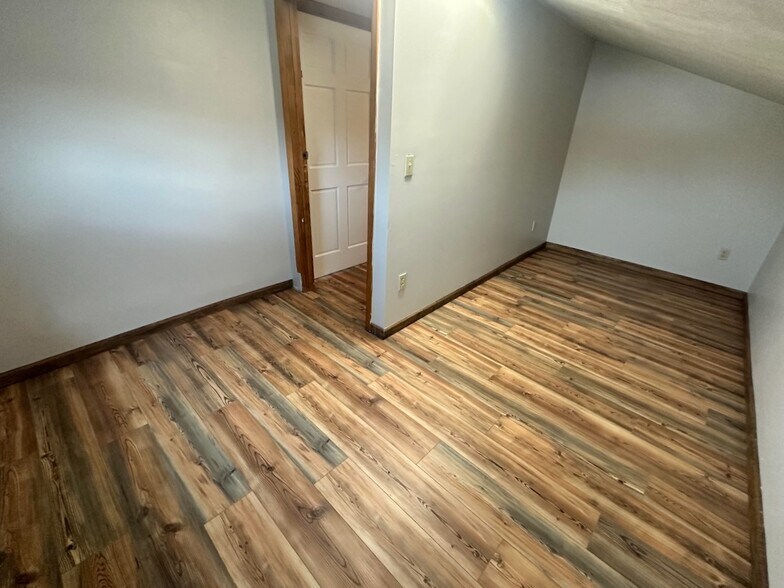 More Photos Of 47 W Bridge St, Oswego Storefront Retail Residential For Sale