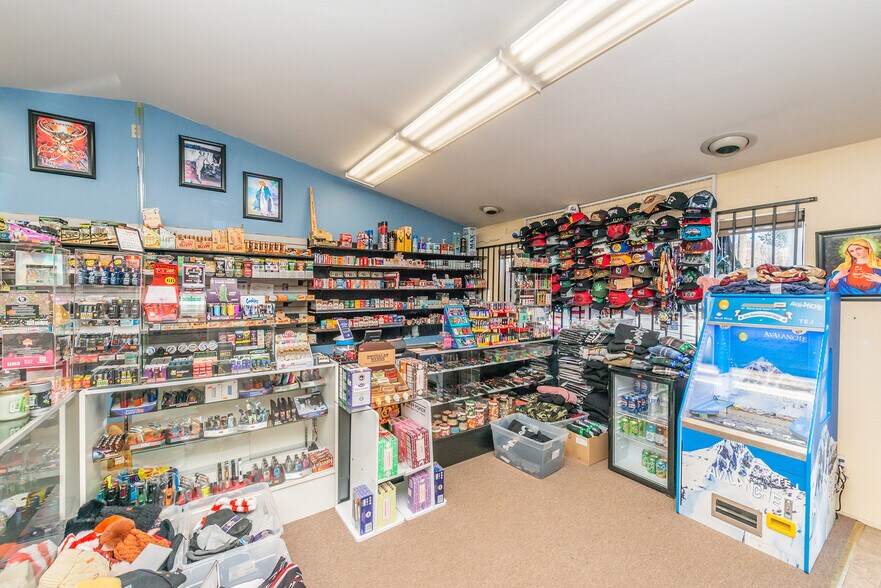 More Photos Of 790 Main St, Weaverville Restaurant For Sale