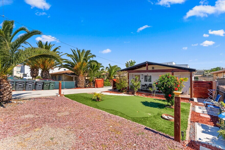More Photos Of 829 11th St, Imperial Beach Apartments For Sale