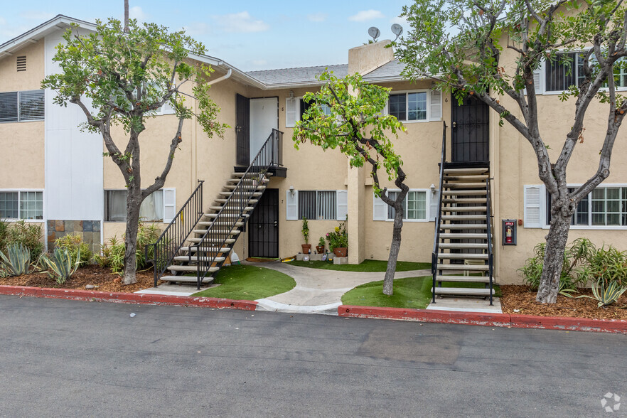 Primary Photo Of 8858 Olive Ln, Santee Apartments For Sale