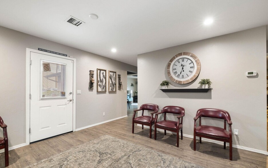 More Photos Of 143 E Merritt St, Prescott Medical For Sale