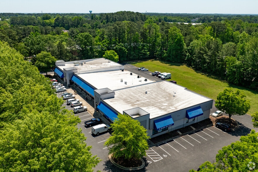 More Photos Of 2900 Spring Forest Rd, Raleigh Storefront For Lease