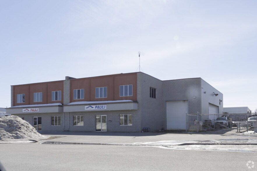 More Photos Of 3155 Rue Joseph-Monier, Terrebonne Warehouse For Lease
