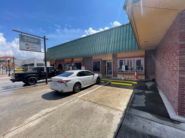 More Photos Of 465 E Main St, Bartow Medical For Sale