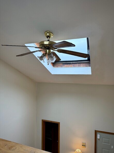 More Photos Of 11 Clinton Ave, Cortland Apartments For Sale