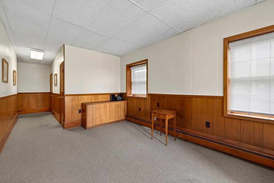 More Photos Of 314 N Braddock St, Winchester Office For Sale