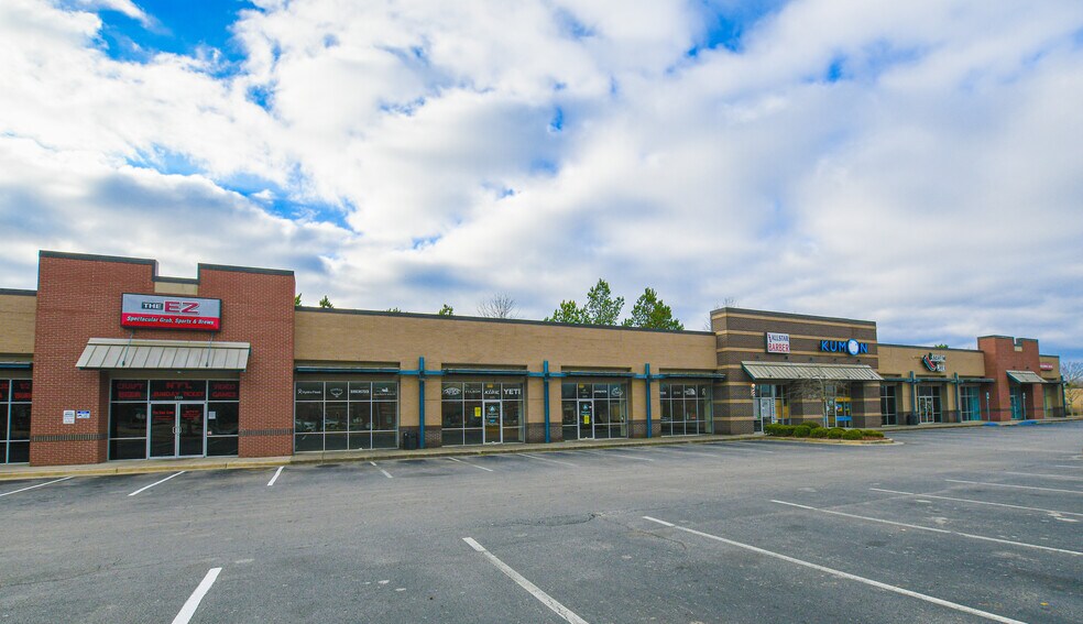 More Photos Of 2030 Cecil Ashburn Dr SE, Huntsville Unknown For Lease