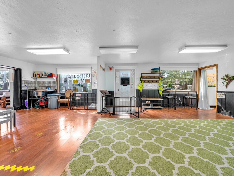 More Photos Of 157-159 Cemetery Ln, Pittsburgh Storefront Retail Residential For Sale