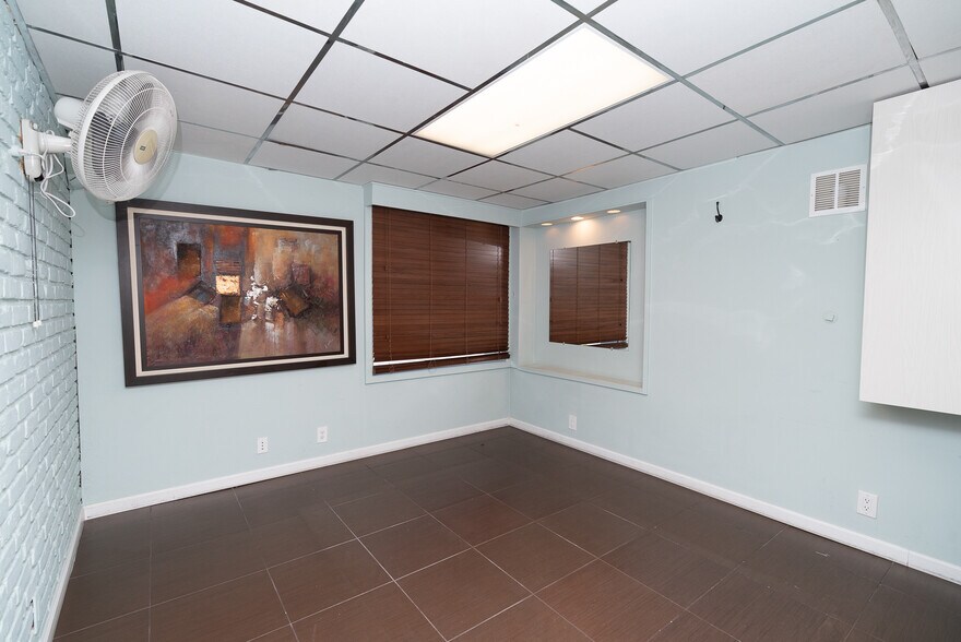 More Photos Of 441 S Federal Hwy, Deerfield Beach Medical For Sale