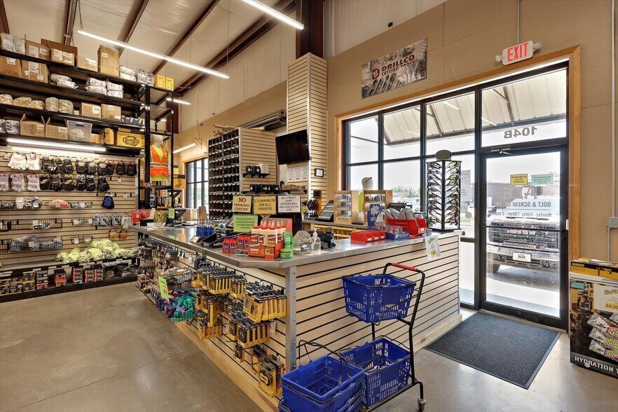 More Photos Of 104 Hazelton Cv, Gluckstadt Light Distribution For Lease