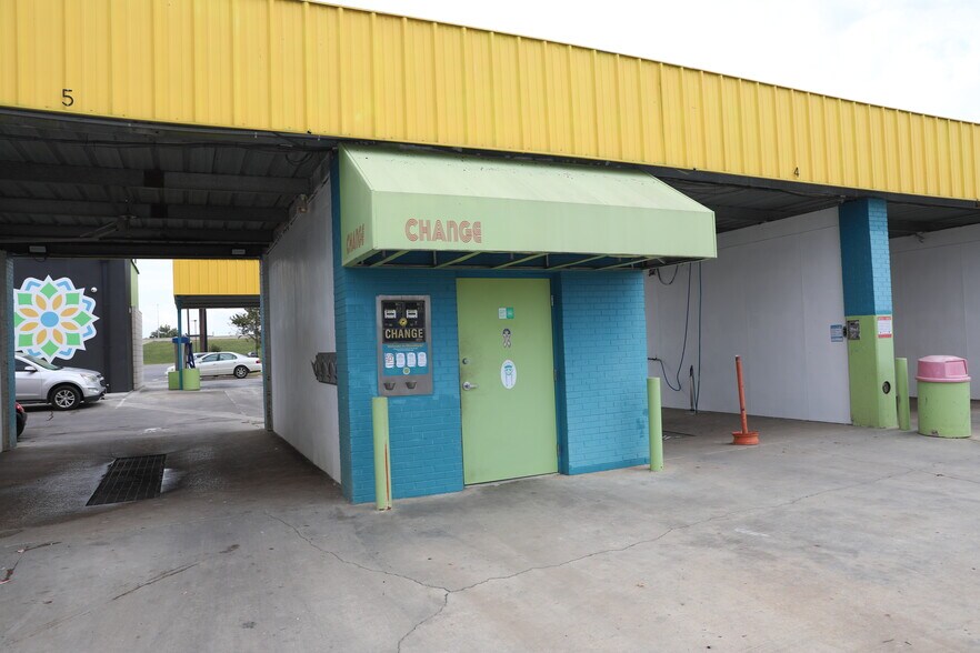 More Photos Of 10150 E 11th St, Tulsa Carwash For Sale