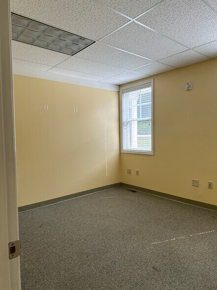 More Photos Of 1310 Church St, Moscow Medical For Lease