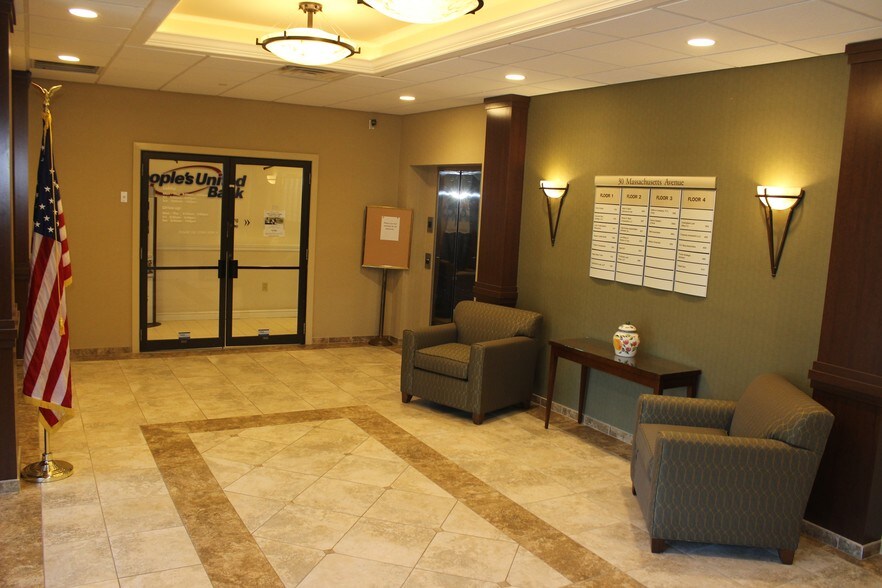 More Photos Of 30 Massachusetts Ave, North Andover Office For Lease