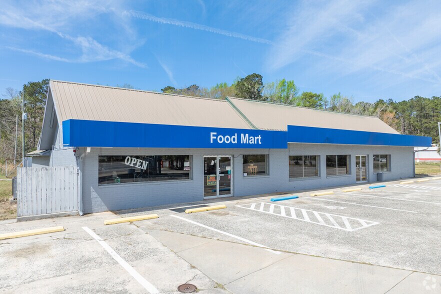 More Photos Of 5 Lane St, Yemassee Storefront For Sale