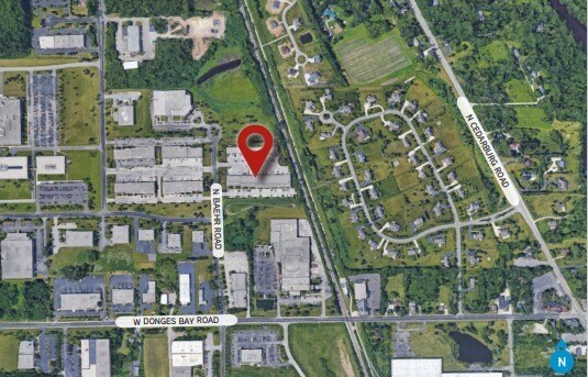 More Photos Of 10520 N Baehr Rd, Mequon Light Manufacturing For Lease